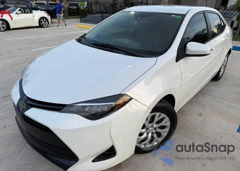 2018 Toyota Corolla L z USA, uszkodzony, nr VIN 5YFBURHE4JP828XXX